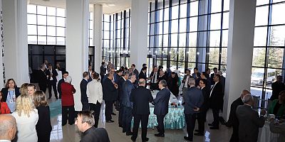 Erciyes Üniversitesi’nde Geleneksel Bayramlaşma Töreni Yapıldı