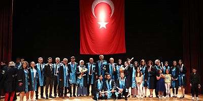 KAYÜ Mustafa Çıkrıkçıoğlu MYO, 2021-2022 Eğitim-Öğretim Dönemi Mezunlarını Verdi