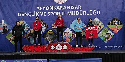 Masa Tenisi Takımı sporcusu Ayşe İzel Bilgiç, Türkiye çüncüsü oldu