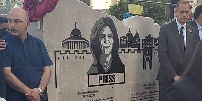 Ramallah’ta Filistinli gazeteci Şirin Ebu Akle için bir anıt açıldı