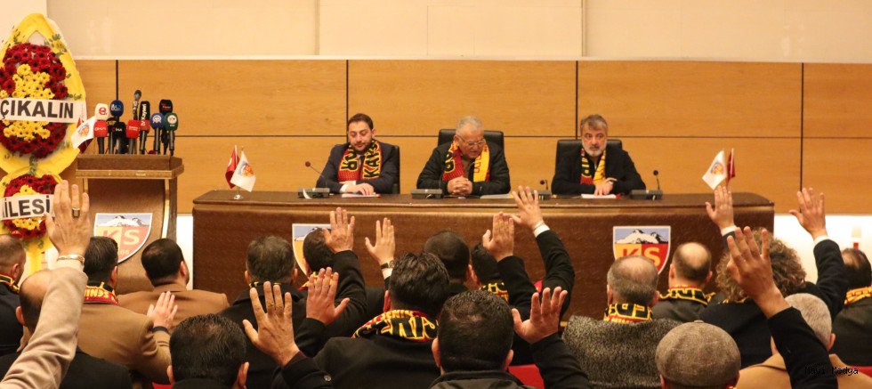 Açıkalın: Şu an borcumuz 900 milyon TL