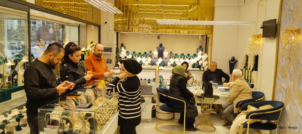 Altın özellikle savaş ortamlarında en güvenilir liman olarak görülür