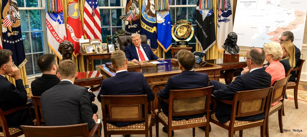'Avrupa, Washington'da Trump'ın önünde diz çöktü'