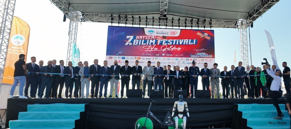 Büyükkılıç, 7'nci Kayseri Bilim Festivali'nin Açılışını Yaptı