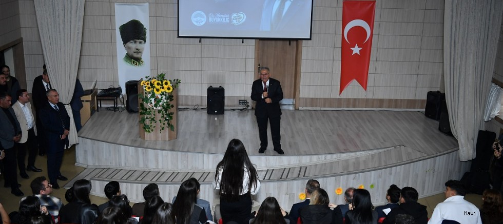 Büyükkılıç'tan Lise Öğrencilerine 