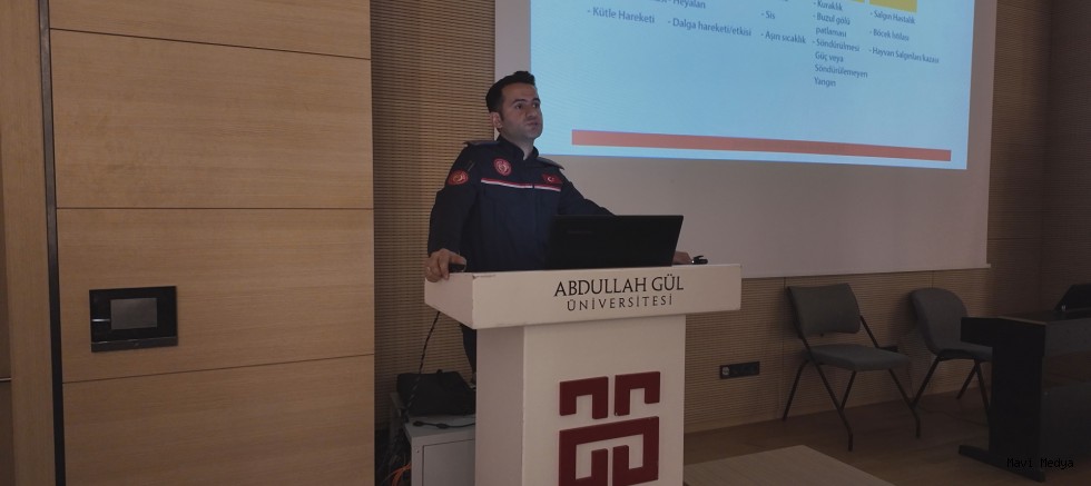 Büyükşehir'den AGÜ'de Afet Farkındalık ve Yangın Eğitimi