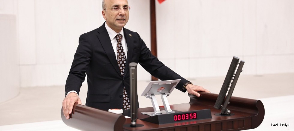 CHP’li Aşkın Genç: “Bütçe açığı saniyede 80 bin TL büyüyor; her saniye 20 emeklinin bayram ikramiyesi eriyor”