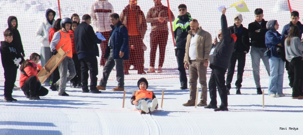 Erciyes’te Geleneksel Kızak Türkiye Şampiyonası düzenlendi