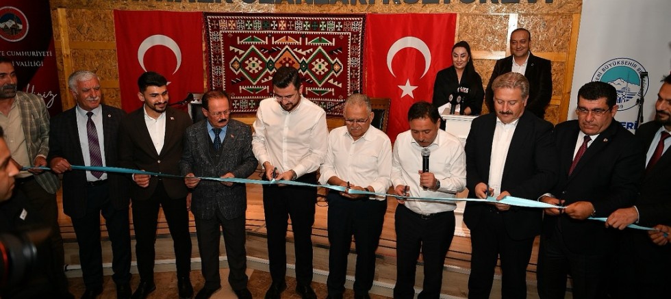 Halk Ozanları Kültür Evi Açıldı