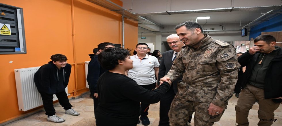 Emniyet Müdürü Aydın’dan şehit polis memurunun oğluna doğum günü sürprizi