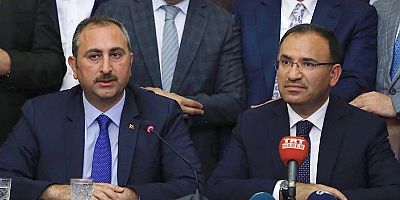 Adalet Bakanı Gül istifa etti, yerine Bozdağ atandı
