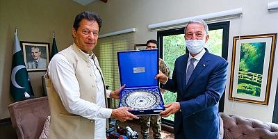 Akar: ''Mehmetçiği tehlikeye atmak gibi durumumuz söz konusu olamaz''