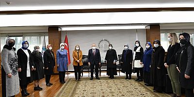 Dr. Memduh Büyükkılıç