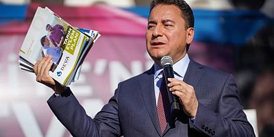 Ali Babacan: ‘Erdoğan ortağından memnun değil ki altılı masadan yeni ortaklar arıyor’