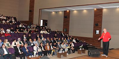 ATAMAN ÖZBAY NNYÜ’DE ÖĞRENCİLERLE BULUŞTU