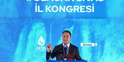 Babacan, partisinin Sivas il kongresinde konuştu.