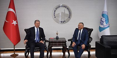 Bakan Akar'dan Başkan Büyükkılıç'a Ziyaret
