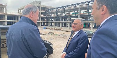 Bakan Akar İle Başkan Büyükkılıç'tan 