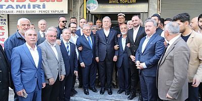 Bakan Akar Ve Başkan Büyükkılıç'tan STK'lara 'Bayram' Ziyareti