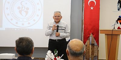 BAKAN KASAPOĞLU’DAN BAŞKAN BÜYÜKKILIÇ’A TEŞEKKÜR