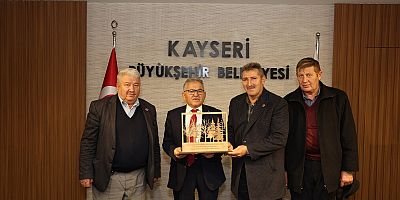 BAŞKAN BÜYÜKKILIÇ’A MUHTARDAN “500 FİDAN” JESTİ