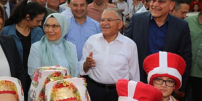 Büyükkılıç, 3'üncü Kapadokya Ürgüp Balon Festivali'ne Katıldı