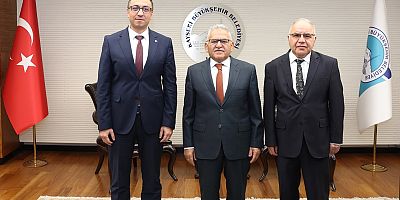 Büyükkılıç'a PTT Başmüdürü Çalışkan'dan 182. Yıl Ziyareti