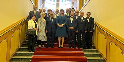 Büyükkılıç Başkanlığındaki Kayseri Heyeti Macaristan'da