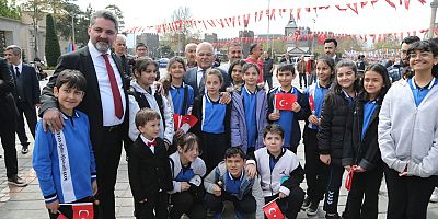 Büyükkılıç, Çocukların 23 Nisan Coşkusuna Ortak Oldu