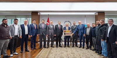 Büyükkılıç Esnaf Oda  başkanlarını kabul ederek 