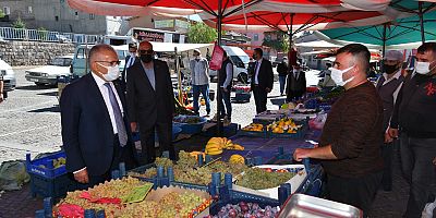 BÜYÜKKILIÇ, MİMARSİNAN SEMT PAZARI'NDA ESNAF VE VATANDAŞLARI DİNLEDİ