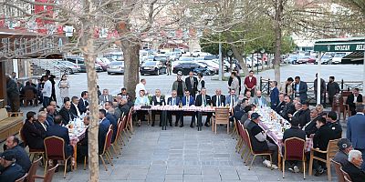 Büyükkılıç, Özvatan'da Cumhur İttifakı İle İftarda Buluştu