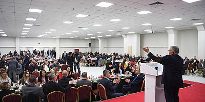 BÜYÜKKILIÇ, PINARBAŞI’DA CUMHUR İTTİFAKI’NA SESLENDİ: “HİZMET BİZİM İŞİMİZ”