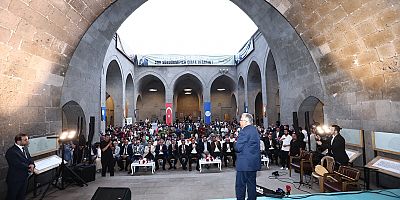 Büyükkılıç, Söz Gençlikte Gençlik Buluşmasına Katıldı