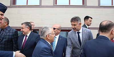 Büyükkılıç'tan Devlet-Millet ile İç İçe Bayram Kutlaması