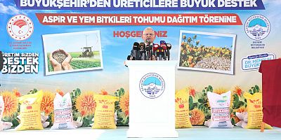 Büyükkılıç Tohum Dağıtım Törenine Katıldı
