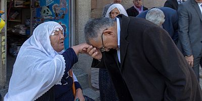 BÜYÜKKILIÇ: “YAŞLILARIMIZ SADECE SAYGI DEĞİL, SEVGİYE DE LAYIKTIR”