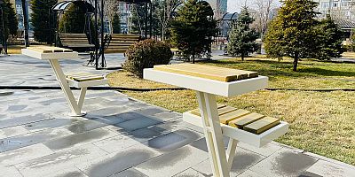BÜYÜKŞEHİR’DEN PARKLARA ZARİF VE ESTETİK DOKUNUŞ