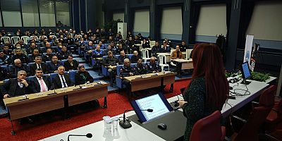 Büyükşehir'den Zabıta Ekiplerine Eğitim Semineri
