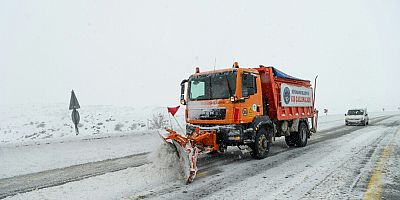 BÜYÜKŞEHİR EKİPLERİ 316 YOLU DAHA ULAŞIMA AÇTI