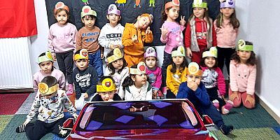 BÜYÜKŞEHİR KÜTÜPHANESİNDE MİNİKLERİN ‘TOGG’LU YERLİ MALI ETKİNLİĞİ