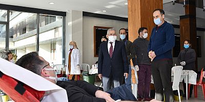BÜYÜKŞEHİR PERSONELİNDEN KAN BAĞIŞI