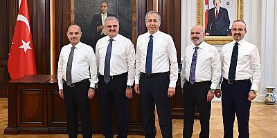 Ceketleri çıkarıp işbaşı yaptılar