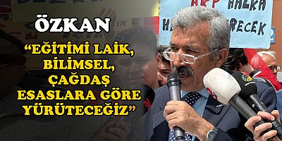 CHP den İl Milli Eğitim Müdürlüğü önünde basın açıklaması