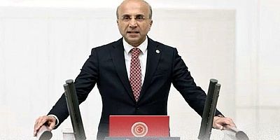 CHP’li Aşkın Genç: Pınarbaşılı çiftçimize zarar ödemelerini yapın.