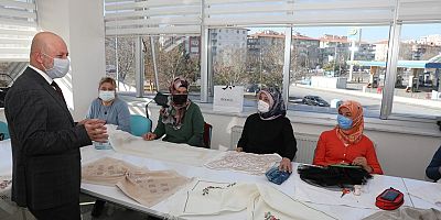 ÇOLAKBAYRAKDAR, KURSİYERLERİ ZİYARET ETTİ