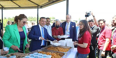 ERÜ’de “21. Öğrenci Bahar Şenliği” Başladı