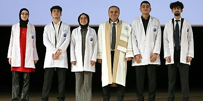 ERÜ’de Tıp Öğrenimine Başlayan 375 Öğrenci Törenle Önlük Giydi