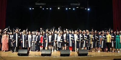 ERÜ Sağlık Bilimleri Fakültesi’nden 295 Öğrenci Mezun Oldu