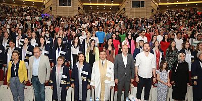 ERÜ Sağlık Bilimleri Fakültesi Yeni Mezunlarını Verdi